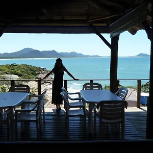 Barra Beach Club Hostal